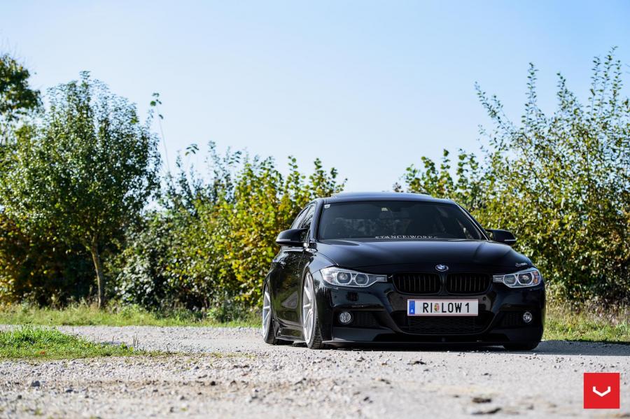  BMW M3 Sedan on Vossen Wheels (CVT) 2016 года  (фото 9 из 20)